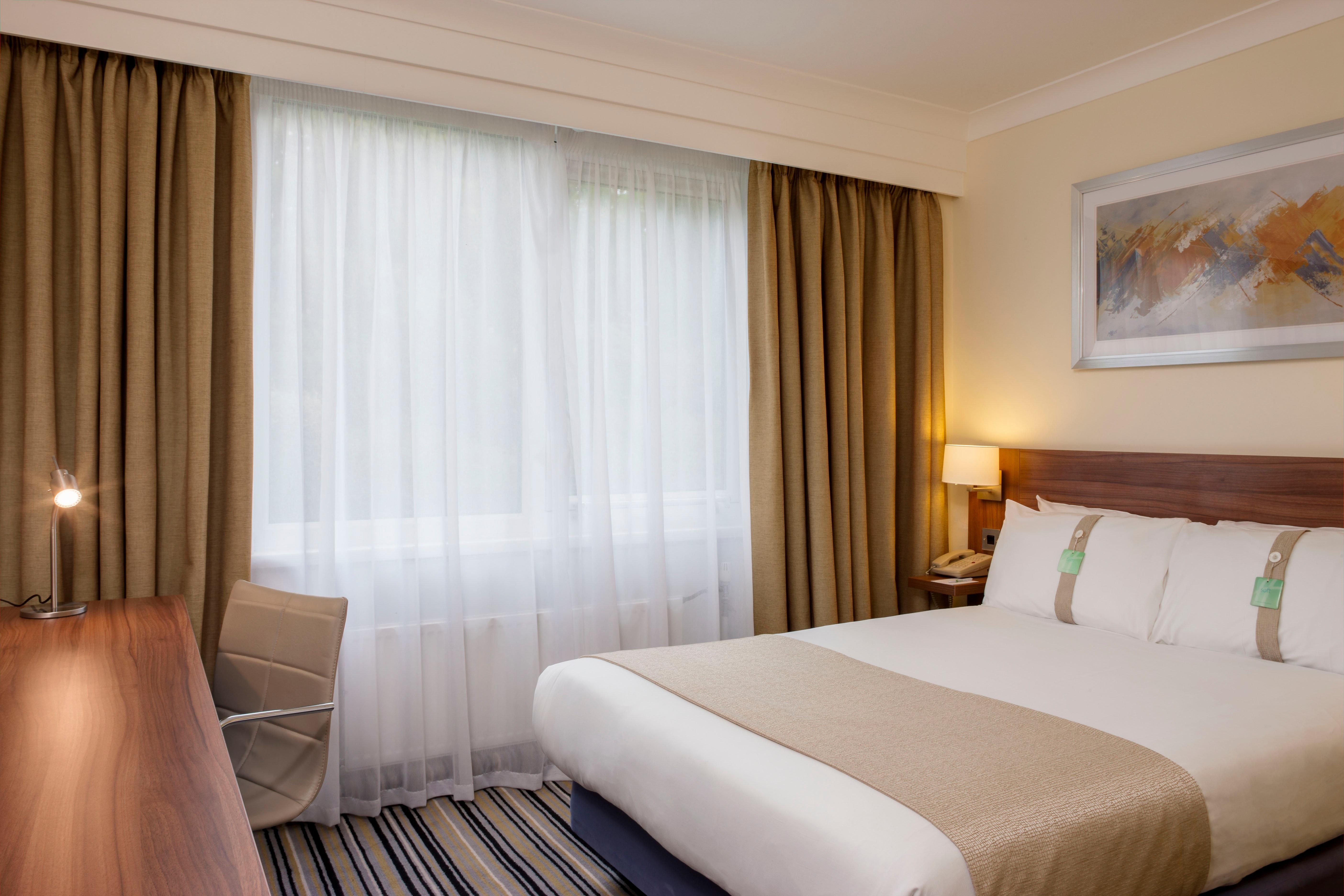 Holiday Inn Stoke On Trent M6 Jct15 By Ihg Newcastle-under-Lyme Exterior photo