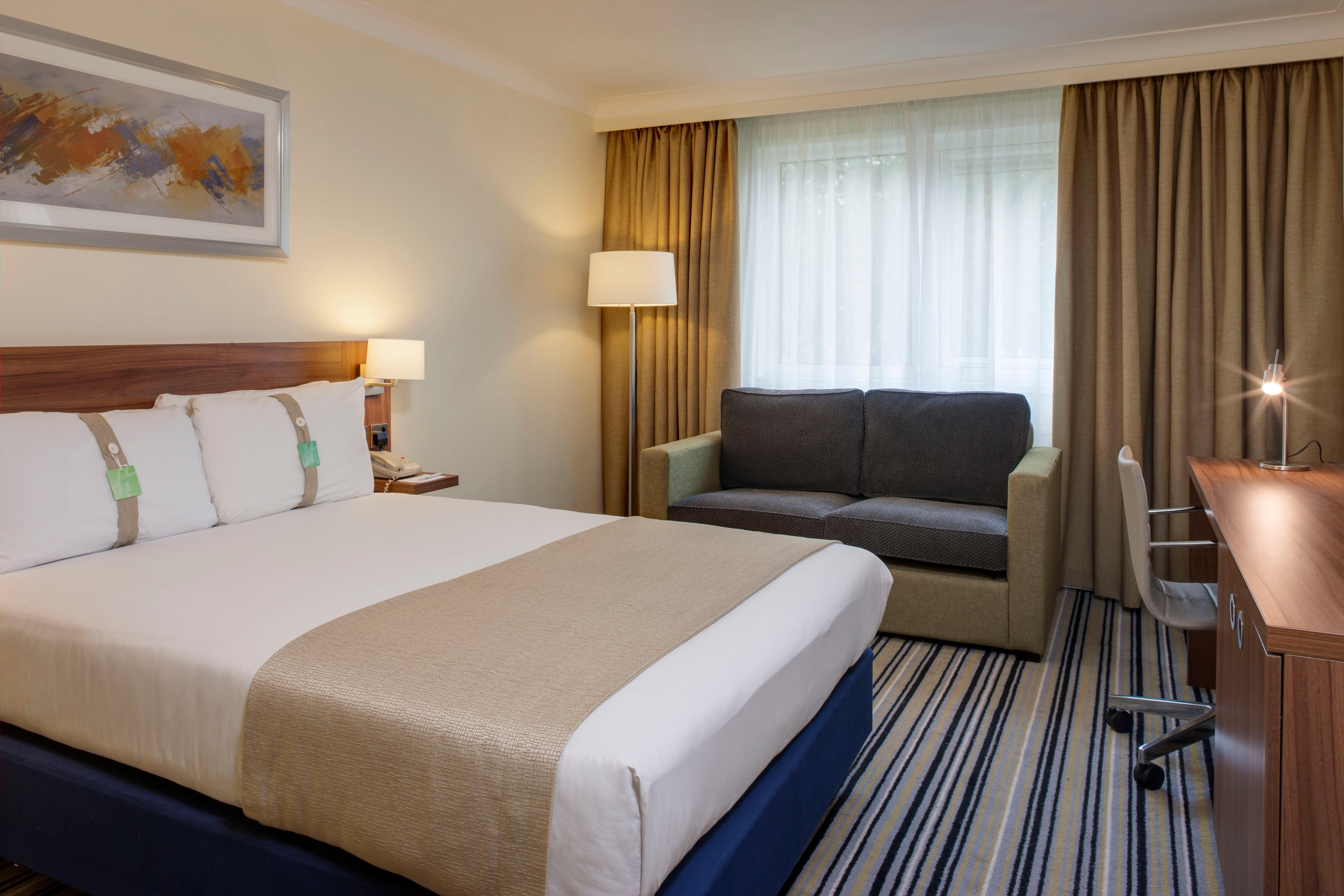 Holiday Inn Stoke On Trent M6 Jct15 By Ihg Newcastle-under-Lyme Exterior photo