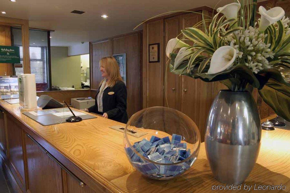 Holiday Inn Stoke On Trent M6 Jct15 By Ihg Newcastle-under-Lyme Interior photo