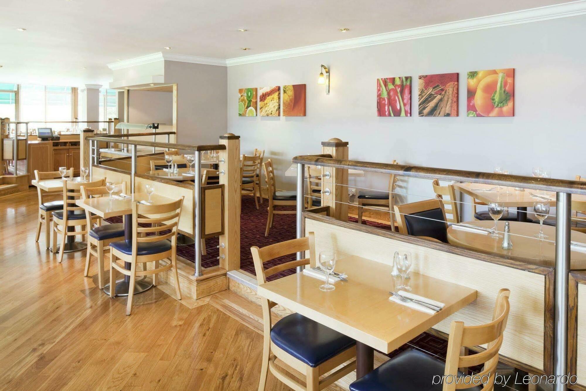 Holiday Inn Stoke On Trent M6 Jct15 By Ihg Newcastle-under-Lyme Exterior photo