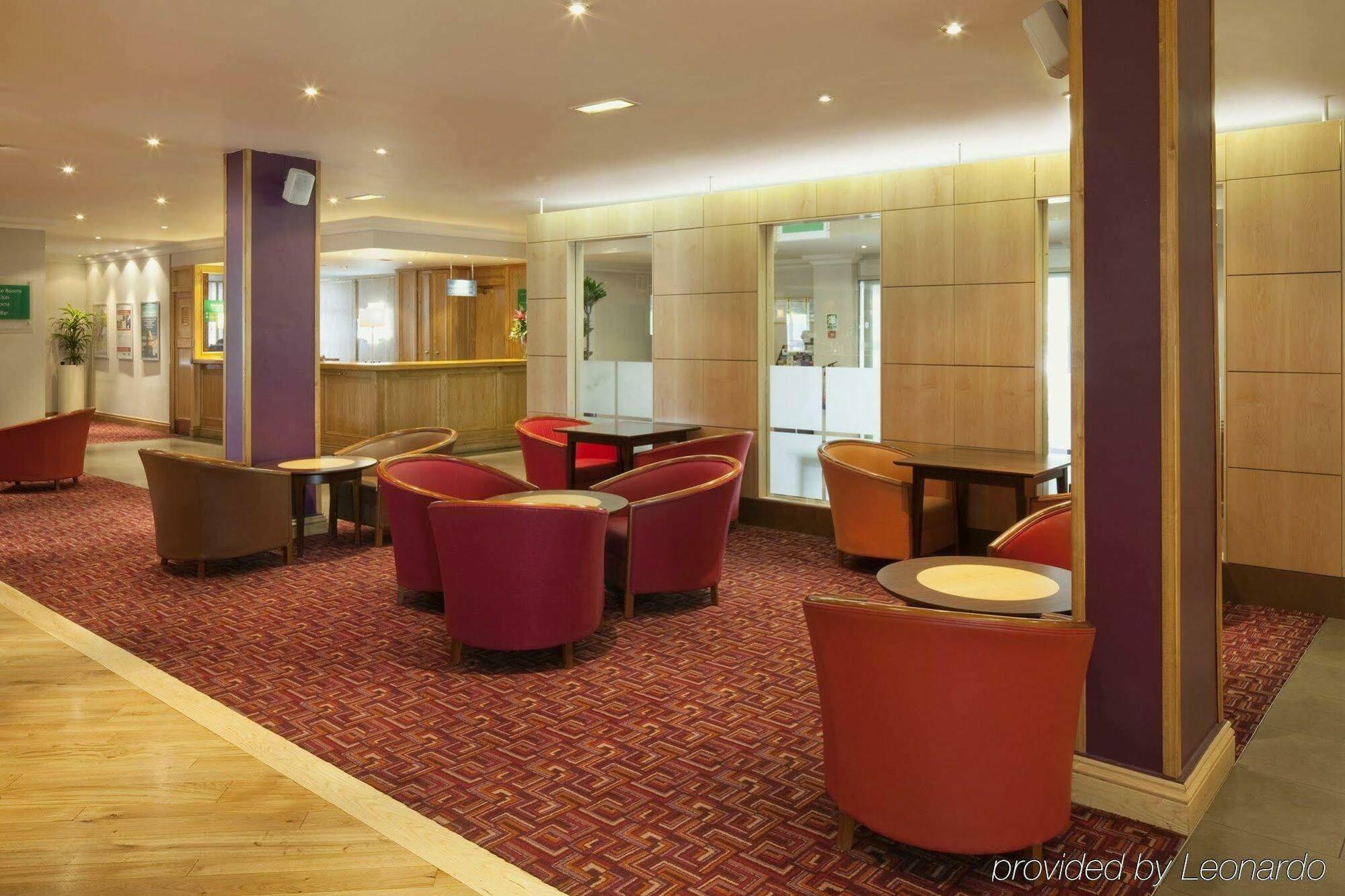 Holiday Inn Stoke On Trent M6 Jct15 By Ihg Newcastle-under-Lyme Exterior photo